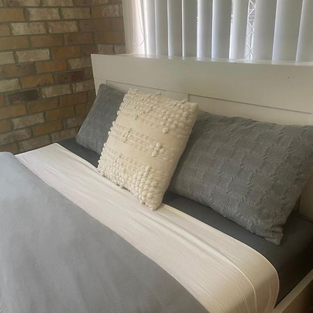 Spacious Studio Unit Rochedale South 外观 照片